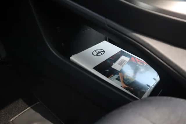 Toyota C hr (2026) thumbnail 44