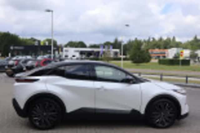 Toyota C hr (2026) thumbnail 57