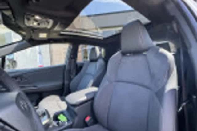 Toyota C hr (2026) thumbnail 65
