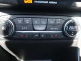 Ford Fiesta (2019) thumbnail 89