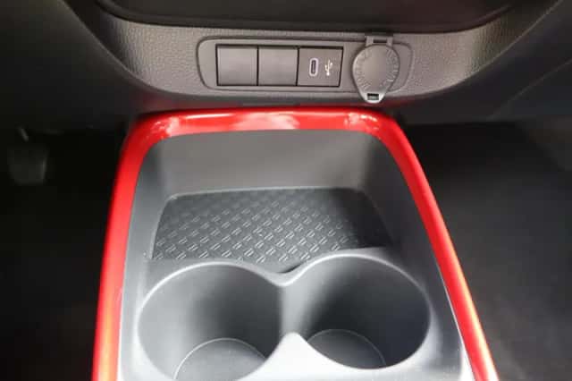 Toyota Aygo X (2024) thumbnail 31