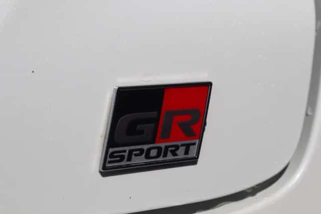 Toyota C hr (2021) thumbnail 12