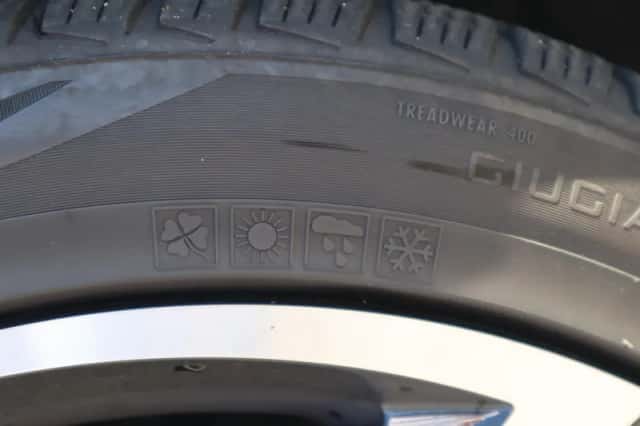 Toyota C hr (2021) thumbnail 22