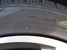 Toyota C hr (2021) thumbnail 22