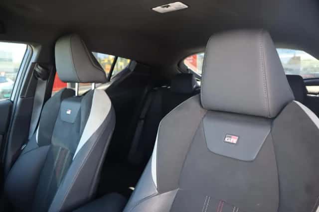 Toyota C hr (2021) thumbnail 26