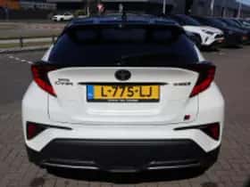 Toyota C hr (2021) thumbnail 4