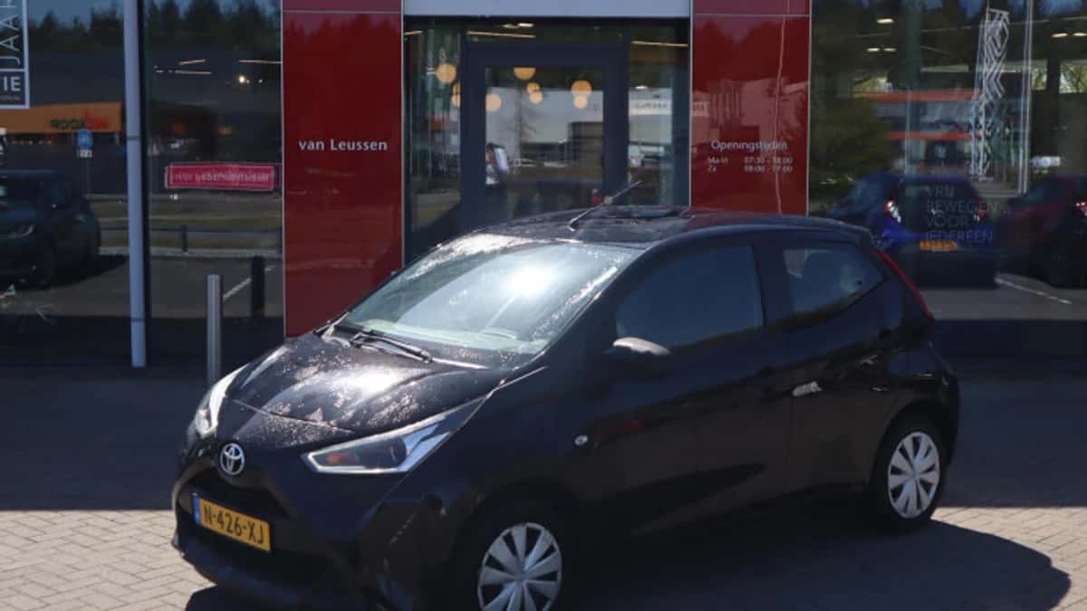 Toyota Aygo (2022) — foto 1