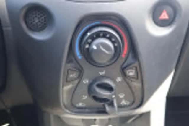 Toyota Aygo (2022) thumbnail 47