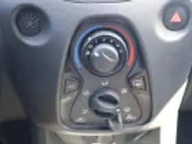Toyota Aygo (2022) thumbnail 47
