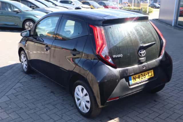 Toyota Aygo (2022) thumbnail 58