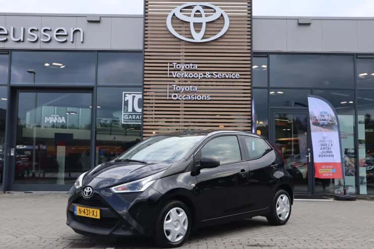 Toyota Aygo (2022) — foto 1
