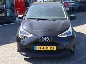 Toyota Aygo (2022) thumbnail 12