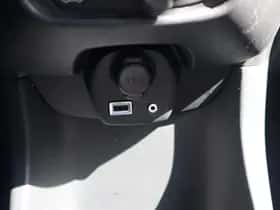 Toyota Aygo (2022) thumbnail 24