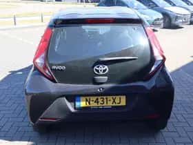 Toyota Aygo (2022) thumbnail 59