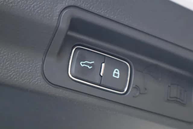 Ford Explorer (2024) thumbnail 14