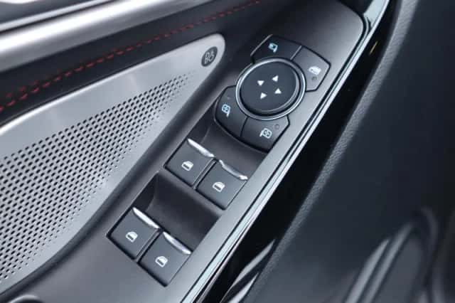 Ford Explorer (2024) thumbnail 34