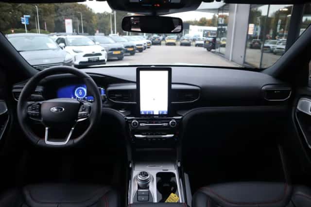 Ford Explorer (2024) thumbnail 37