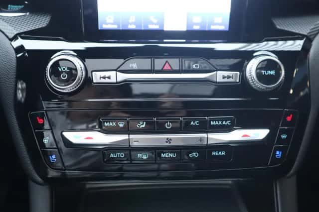 Ford Explorer (2024) thumbnail 47