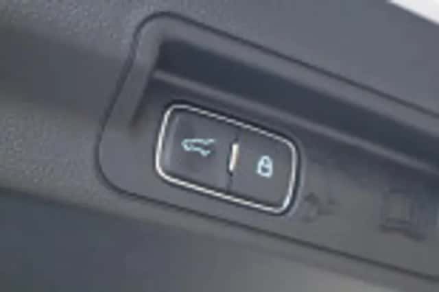 Ford Explorer (2024) thumbnail 62