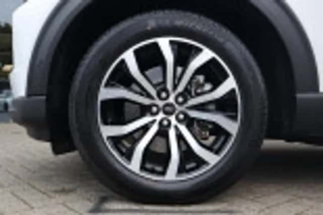 Ford Explorer (2024) thumbnail 74