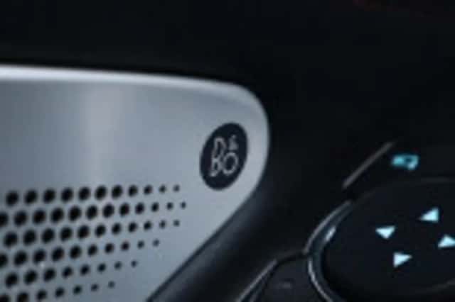 Ford Explorer (2024) thumbnail 100