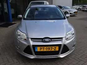 Ford Focus (2013) thumbnail 15