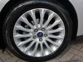 Ford Focus (2013) thumbnail 18
