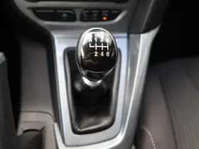 Ford Focus (2013) thumbnail 33