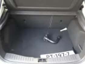 Ford Focus (2013) thumbnail 42