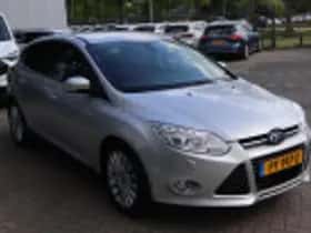 Ford Focus (2013) thumbnail 45