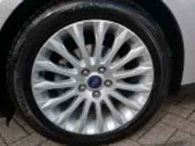 Ford Focus (2013) thumbnail 49