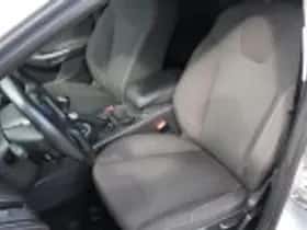 Ford Focus (2013) thumbnail 50