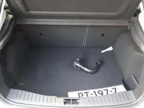 Ford Focus (2013) thumbnail 76