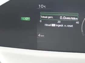 Toyota bZ4X (2026) thumbnail 30