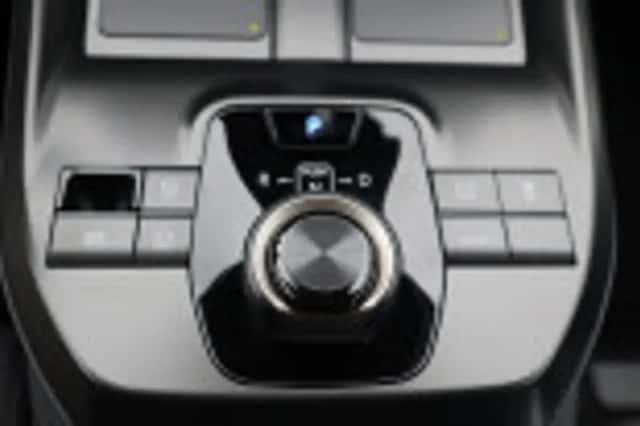 Toyota bZ4X (2026) thumbnail 80