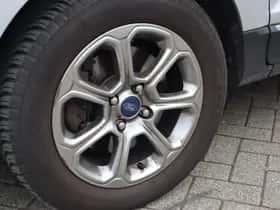 Ford EcoSport (2019) thumbnail 18