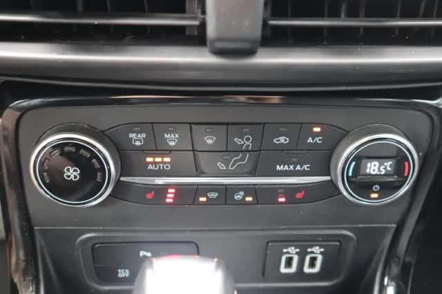 Ford EcoSport (2019) thumbnail 35