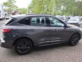 Ford Kuga (2021) thumbnail 14