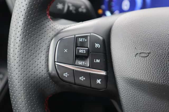 Ford Kuga (2021) thumbnail 28