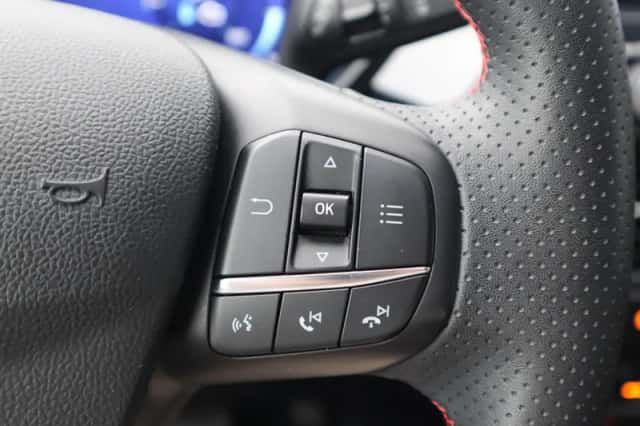 Ford Kuga (2021) thumbnail 29