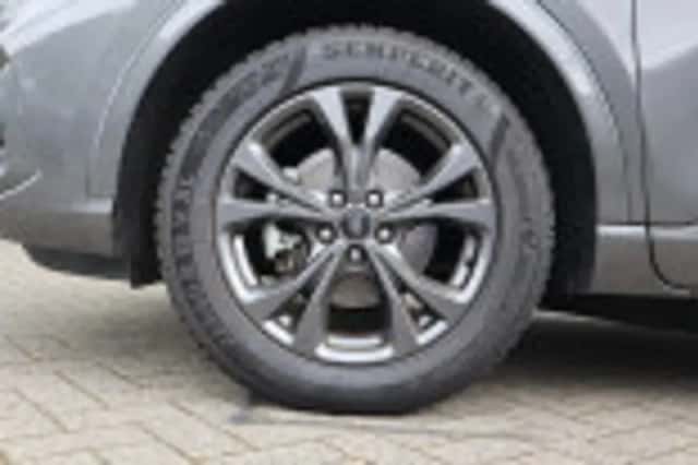 Ford Kuga (2021) thumbnail 52