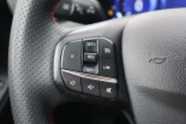 Ford Kuga (2021) thumbnail 61