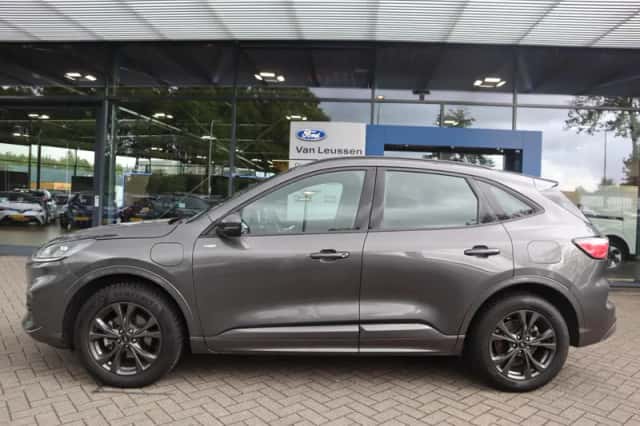 Ford Kuga (2021) thumbnail 8