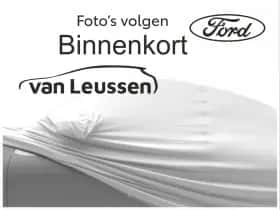 Ford Kuga (2023) thumbnail 5