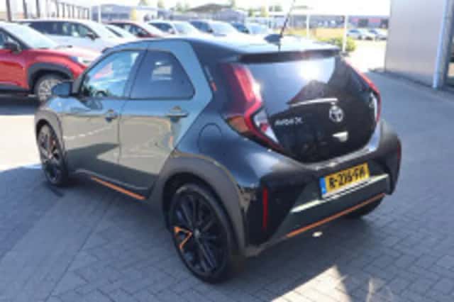 Toyota Aygo (2022) thumbnail 3