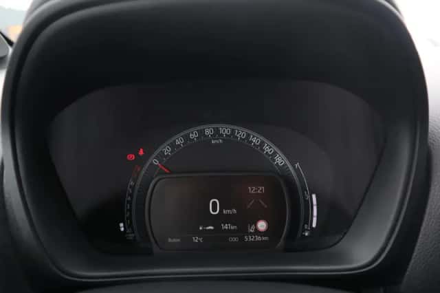 Toyota Aygo X (2022) thumbnail 32