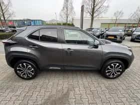 Toyota Yaris Cross (2025) thumbnail 12
