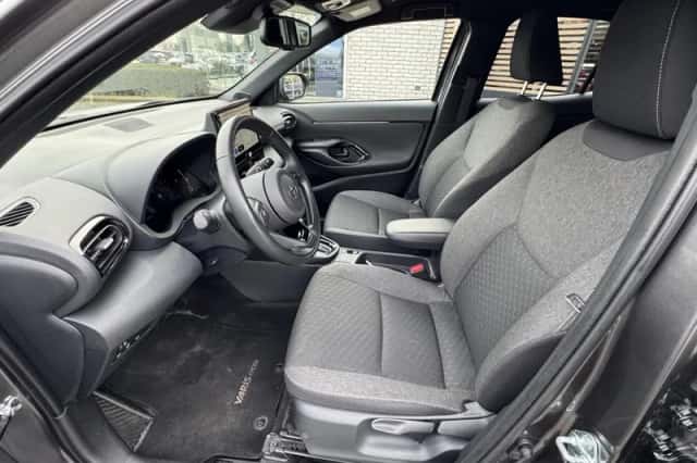 Toyota Yaris Cross (2025) thumbnail 19