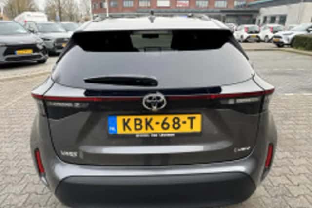 Toyota Yaris Cross (2025) thumbnail 4