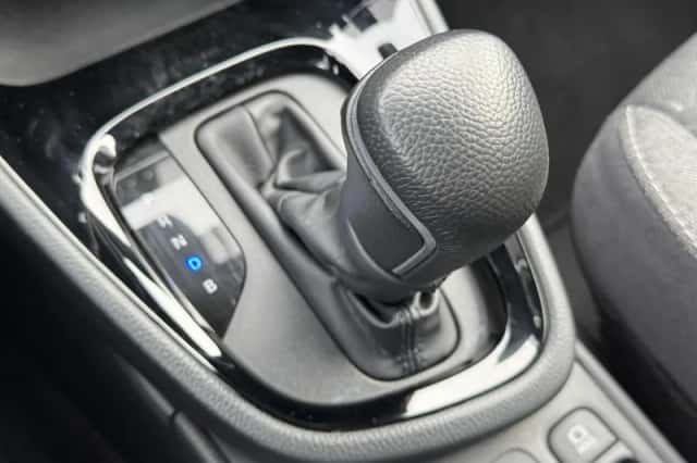 Toyota Yaris Cross (2025) thumbnail 35